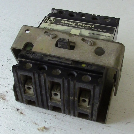 30 amp breaker square d