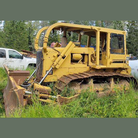 1977 CAT D6D Dozer