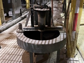 Sala 1.5in Vertical Tank Pump Sala 1.5in Vertical Tank Pump