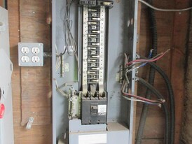Square D 200 Amp Combination Load Center Square D 200 Amp Combination Load Center