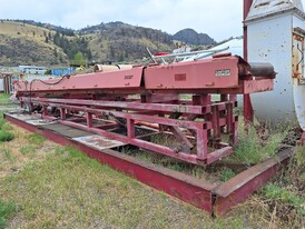 Log Deck and Conveyor Feed System Log Deck and Conveyor Feed System