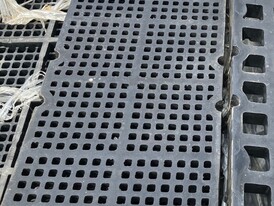 Surplus 12.5mm Polyurethane Screen Panels Surplus 12.5mm Polyurethane Screen Panels