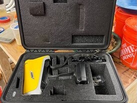 Olympus Vanta Max Handheld XRF Analyzer Olympus Vanta Max Handheld XRF Analyzer